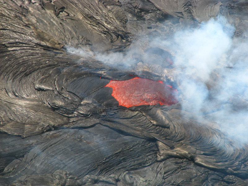 Safari-Helicopter-Tours-Volcanic-Lava-Waterfalls-Hilo-Big-Island-Hawaii-075