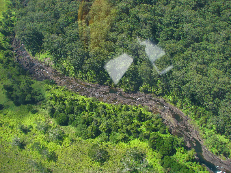 Safari-Helicopter-Tours-Volcanic-Lava-Waterfalls-Hilo-Big-Island-Hawaii-095