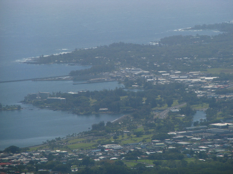 Safari-Helicopter-Tours-Volcanic-Lava-Waterfalls-Hilo-Big-Island-Hawaii-103