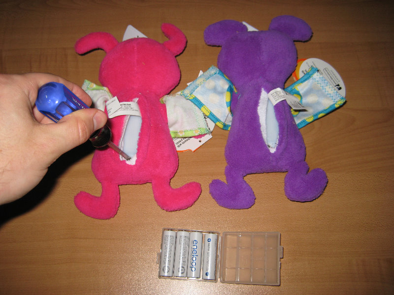 Sing-A-Ma-Jigs-Fisher-Price-Mattel-Toy-Dolls-Review-004