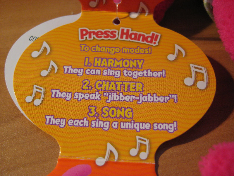 Sing-A-Ma-Jigs-Fisher-Price-Mattel-Toy-Dolls-Review-010