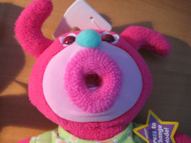 Sing-A-Ma-Jigs-Fisher-Price-Mattel-Toy-Dolls-Review-014