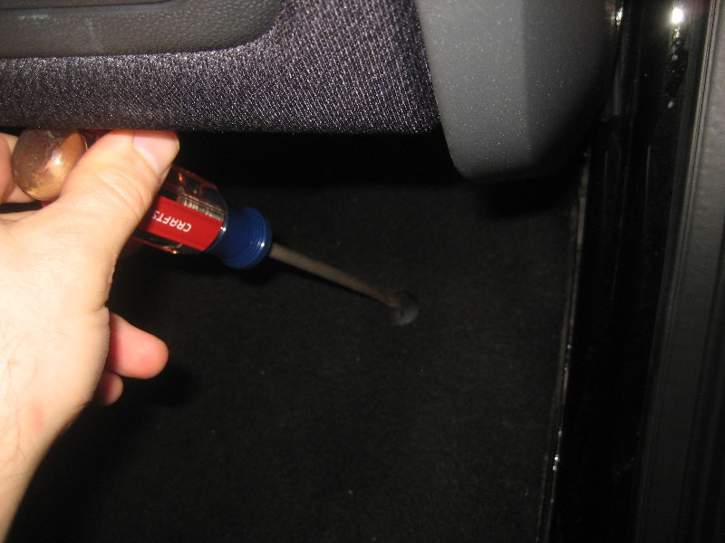 2008-2014-Smart-Fortwo-12V-Automotive-Battery-Replacement-Guide-004