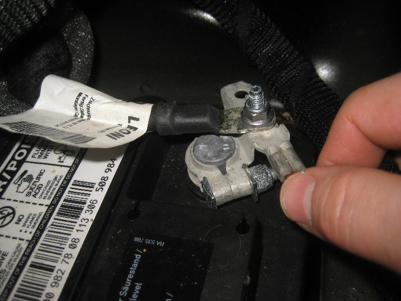 2008-2014-Smart-Fortwo-12V-Automotive-Battery-Replacement-Guide-026