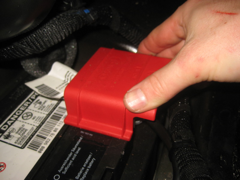 2008-2014-Smart-Fortwo-12V-Automotive-Battery-Replacement-Guide-028