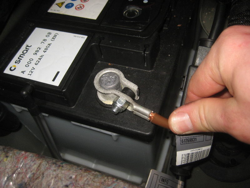 2008-2014-Smart-Fortwo-12V-Automotive-Battery-Replacement-Guide-029