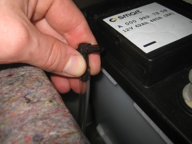 2008-2014-Smart-Fortwo-12V-Automotive-Battery-Replacement-Guide-036