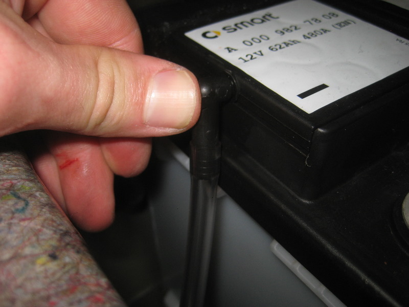 2008-2014-Smart-Fortwo-12V-Automotive-Battery-Replacement-Guide-037