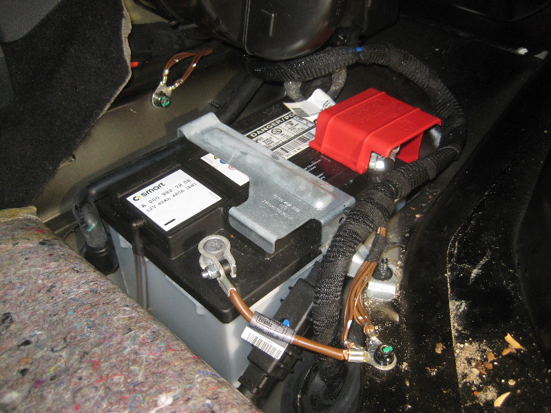 20082014SmartFortwo12VAutomotiveBatteryReplacementGuide038