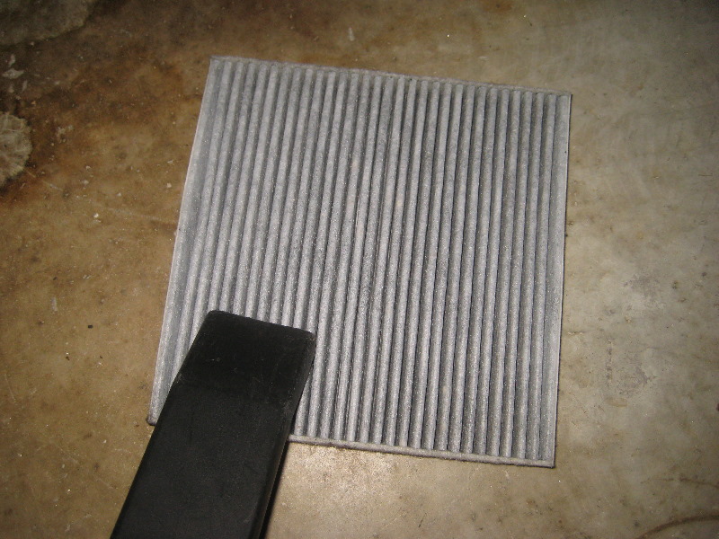 2008-2014-Smart-Fortwo-Cabin-Air-Filter-Replacement-Guide-014