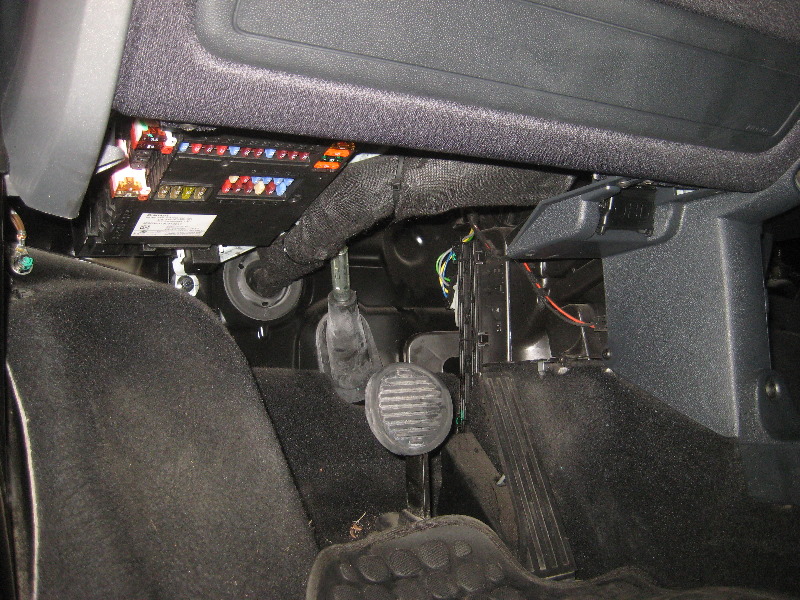 20082014SmartFortwoElectricalFuseReplacementGuide002