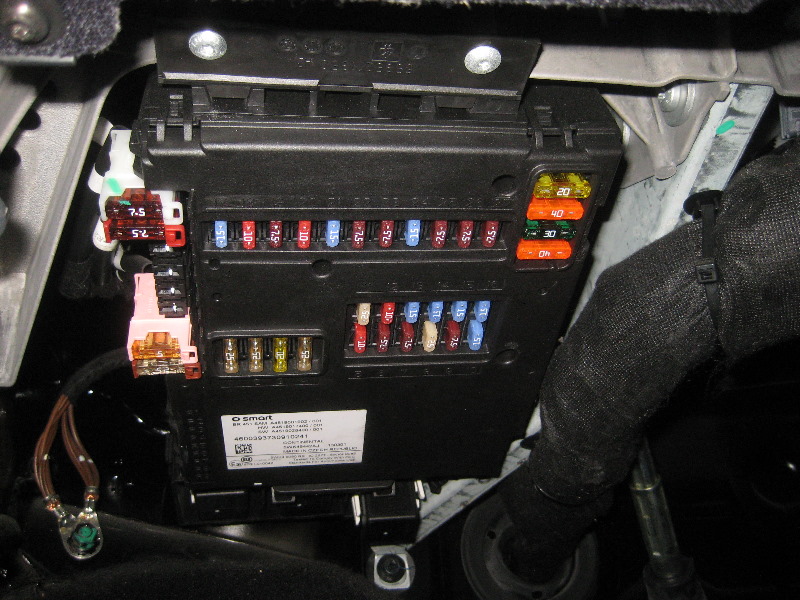 20082014SmartFortwoElectricalFuseReplacementGuide003