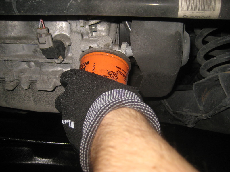 2008-2014-Smart-Fortwo-Engine-Oil-Change-Filter-Replacement-Guide-015