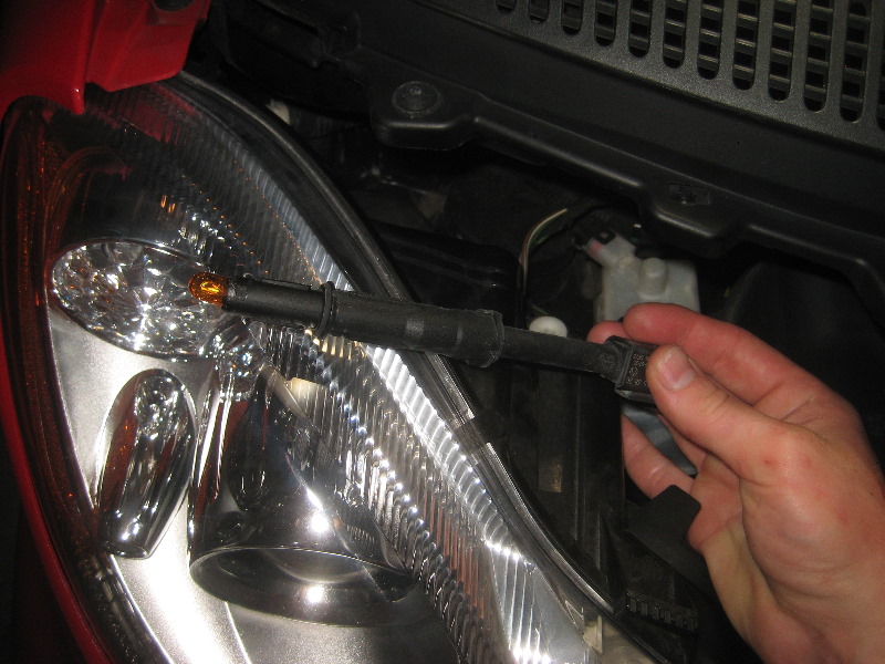 2008-2014-Smart-Fortwo-Headlight-Bulbs-Replacement-Guide-048