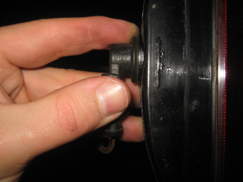 2008-2014-Smart-Fortwo-High-Mount-3rd-Brake-Light-Bulb-Replacement-Guide-010