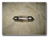 2008-2014-Smart-Fortwo-License-Plate-Light-Bulbs-Replacement-Guide-007