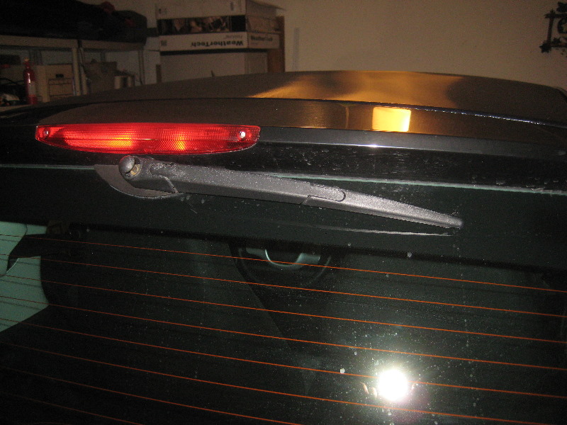 2008-2014-Smart-Fortwo-Rear-Window-Wiper-Blade-Replacement-Guide-001