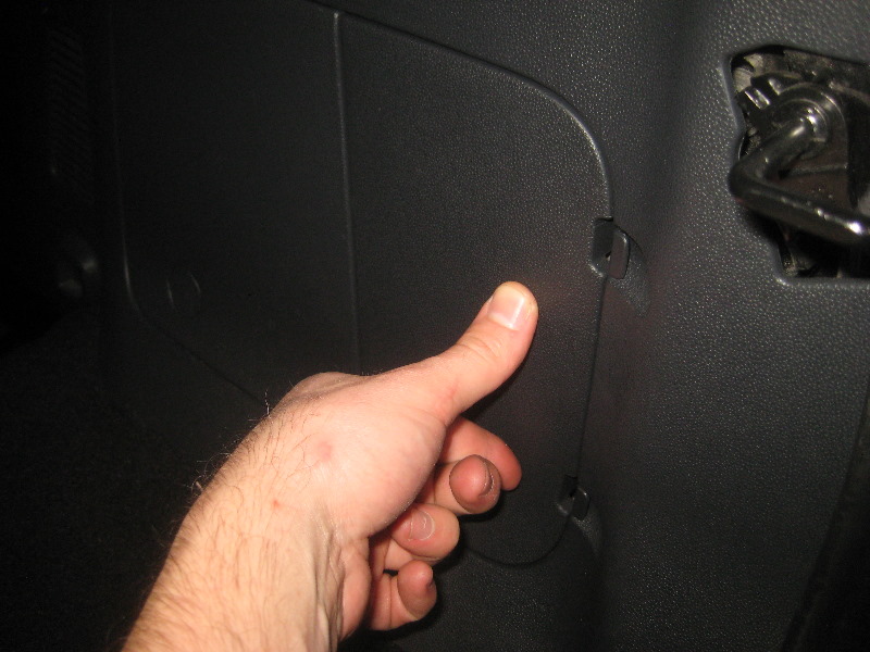 2008-2014-Smart-Fortwo-Tail-Light-Bulbs-Replacement-Guide-022