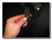 2008-2014-Smart-Fortwo-Tail-Light-Bulbs-Replacement-Guide-013