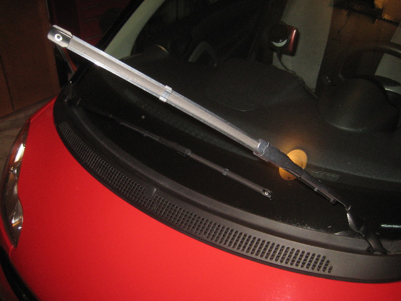20082014SmartFortwoWindshieldWiperBladesReplacementGuide002