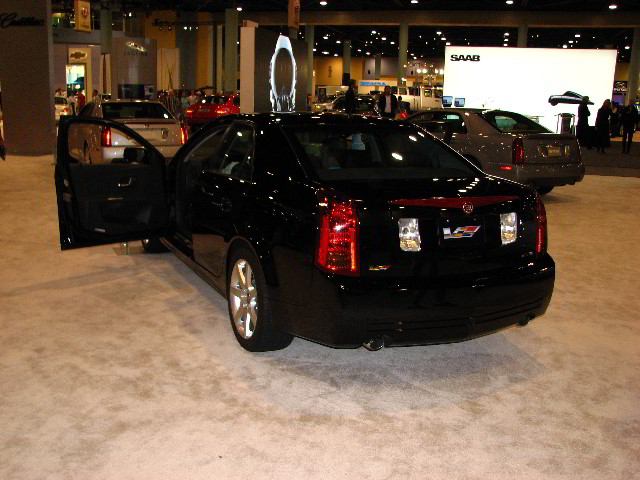 Cadillac-2007-Vehicle-Models-009