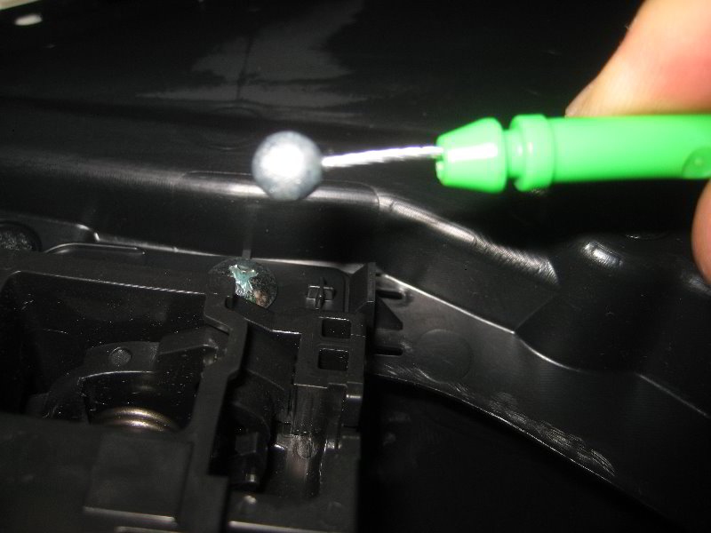 Subaru-Forester-Interior-Door-Panel-Removal-Guide-023