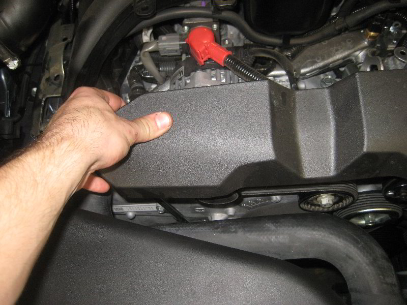 Subaru-Forester-FB25-Engine-Serpentine-Belt-Replacement-Guide-027