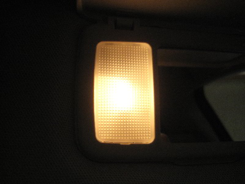 Subaru-Forester-Vanity-Mirror-Light-Bulb-Replacement-Guide-014