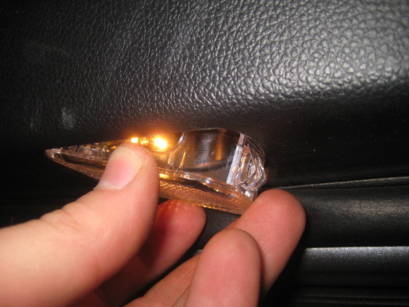 Subaru-Outback-Door-Panel-Courtesy-Step-Light-Bulb-Replacement-Guide-009