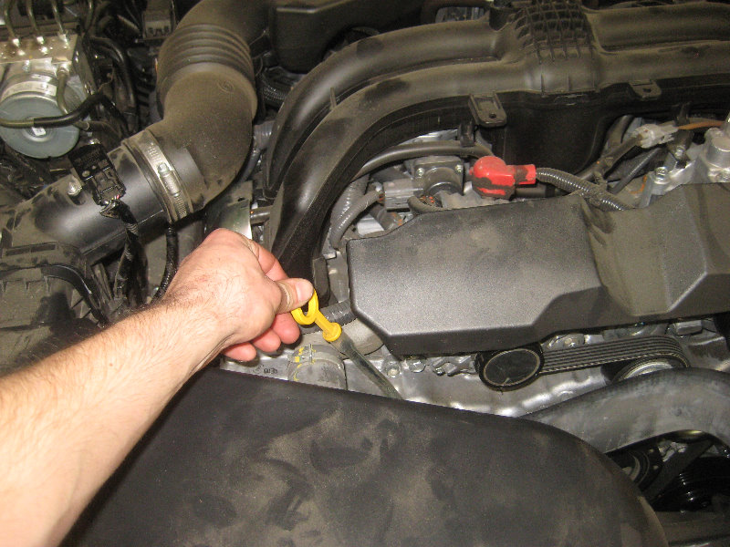 Subaru-Outback-Engine-Oil-Change-Filter-Replacement-Guide-022
