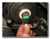 Subaru-Outback-Headlight-Bulbs-Replacement-Guide-004