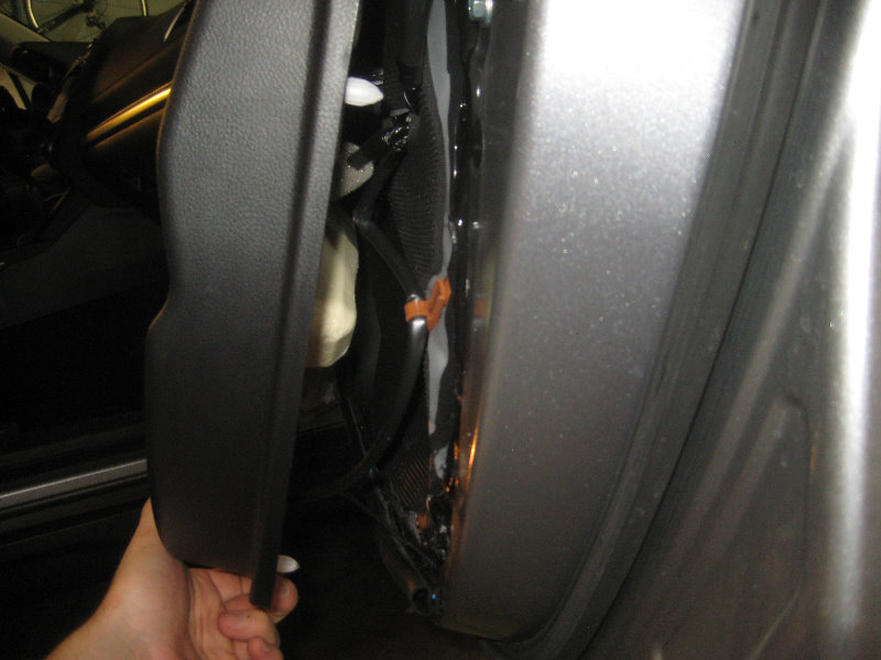 Subaru-Outback-Interior-Door-Panel-Removal-Speaker-Upgrade-Guide-042