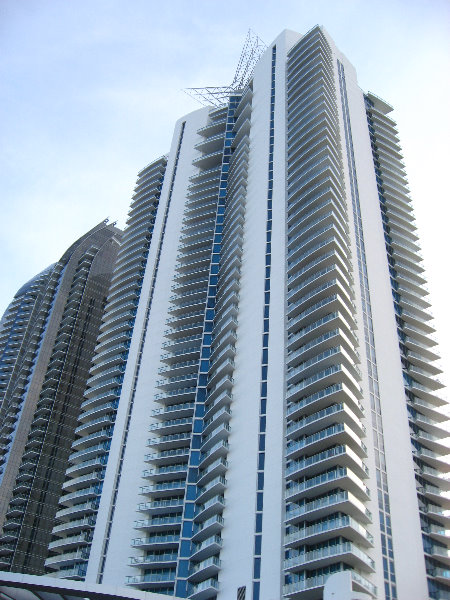 Sunny-Isles-Beach-Northeast-Miami-Dade-County-Florida-004