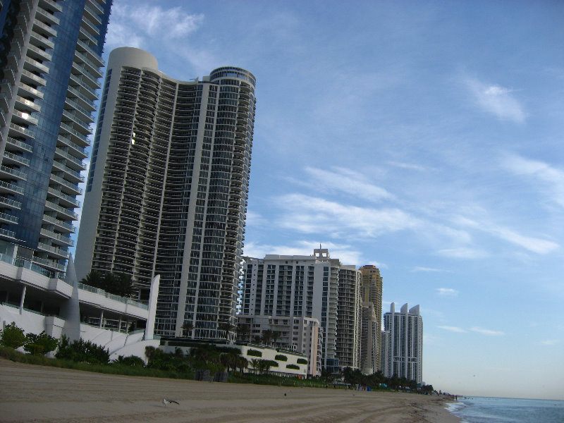 Sunny-Isles-Beach-Northeast-Miami-Dade-County-Florida-017
