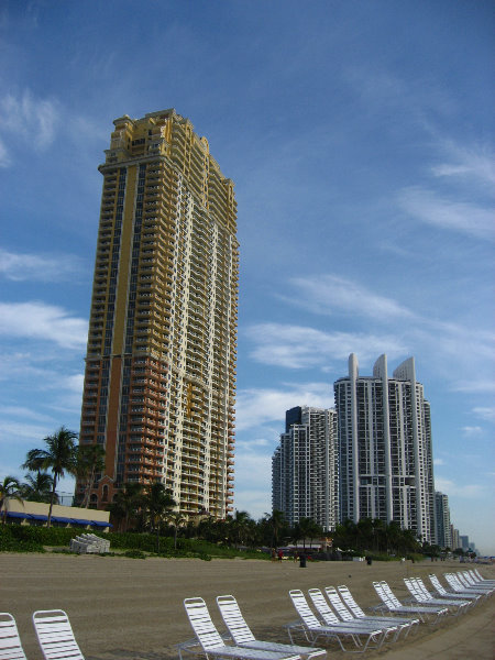 Sunny-Isles-Beach-Northeast-Miami-Dade-County-Florida-027