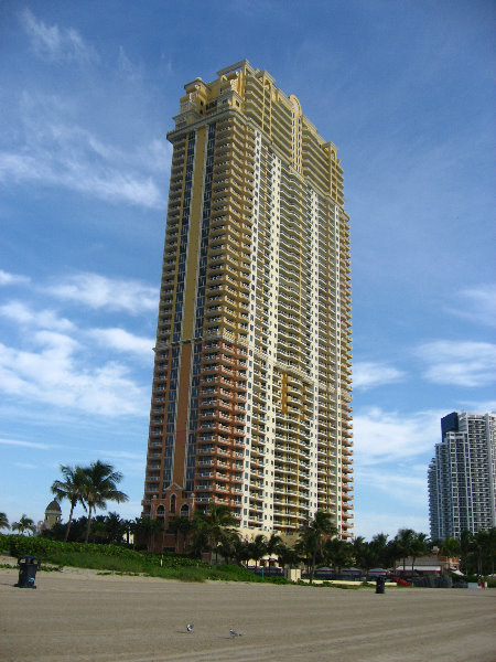 Sunny-Isles-Beach-Northeast-Miami-Dade-County-Florida-028