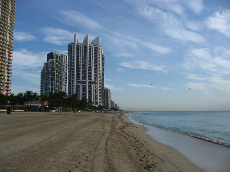 Sunny-Isles-Beach-Northeast-Miami-Dade-County-Florida-029