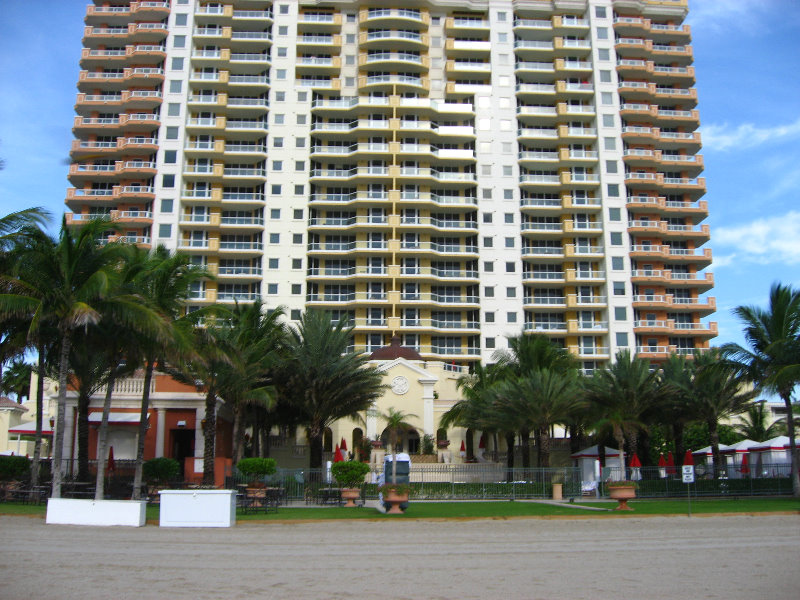 Sunny-Isles-Beach-Northeast-Miami-Dade-County-Florida-031