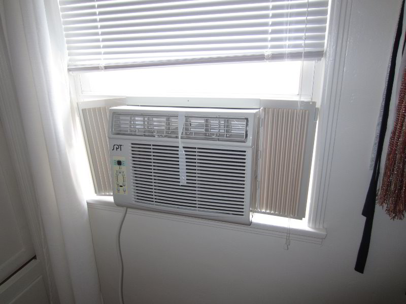 Sunpentown-SPT-WA-1211S-Window-AC-Unit-Review-032