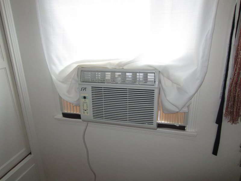 Sunpentown-SPT-WA-1211S-Window-AC-Unit-Review-036