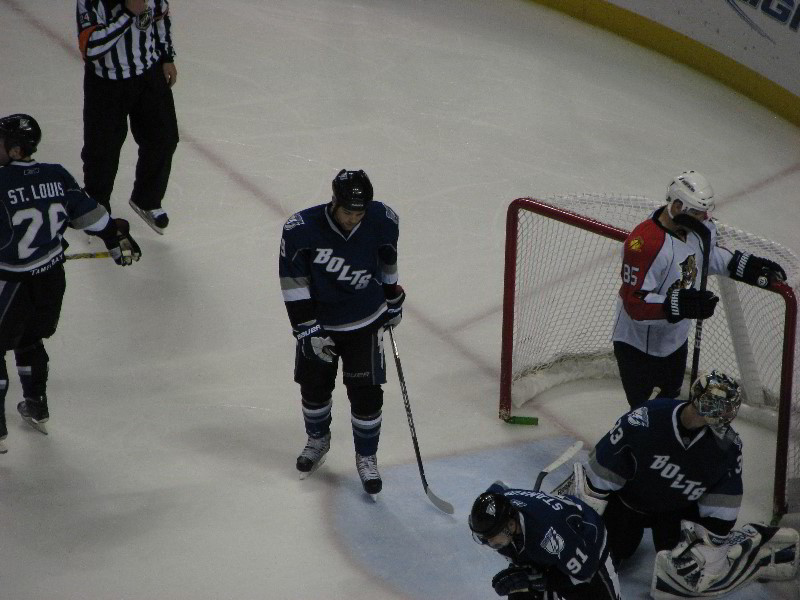 Tampa-Bay-Lightning-Bolts-Vs-Florida-Panthers-St-Pete-Times-Forum-015