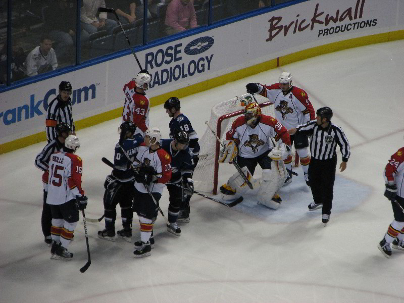 Tampa-Bay-Lightning-Bolts-Vs-Florida-Panthers-St-Pete-Times-Forum-019