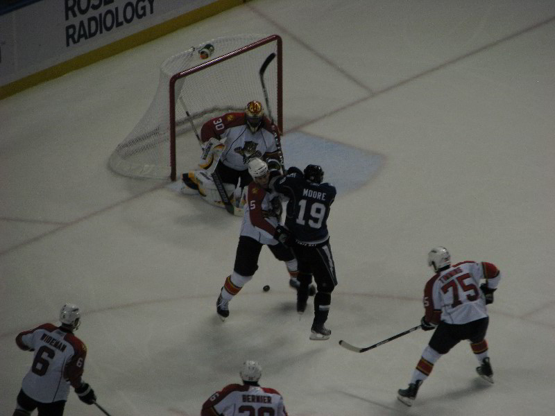 Tampa-Bay-Lightning-Bolts-Vs-Florida-Panthers-St-Pete-Times-Forum-021