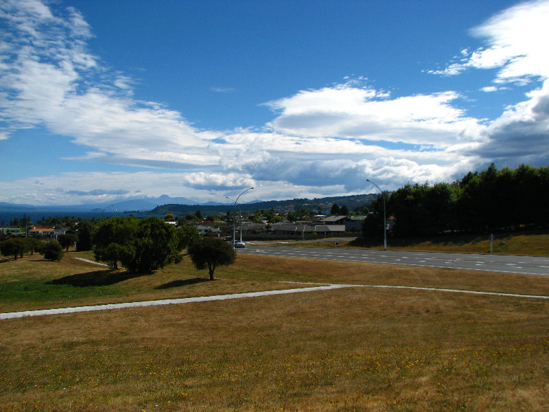 Taupo-Town-Waikato-Region-North-Island-New-Zealand-002