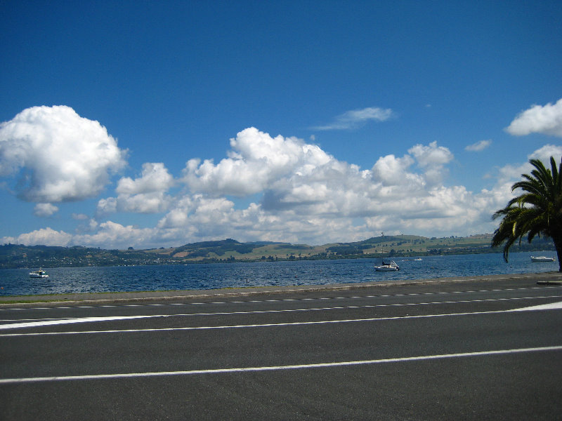 Taupo-Town-Waikato-Region-North-Island-New-Zealand-009