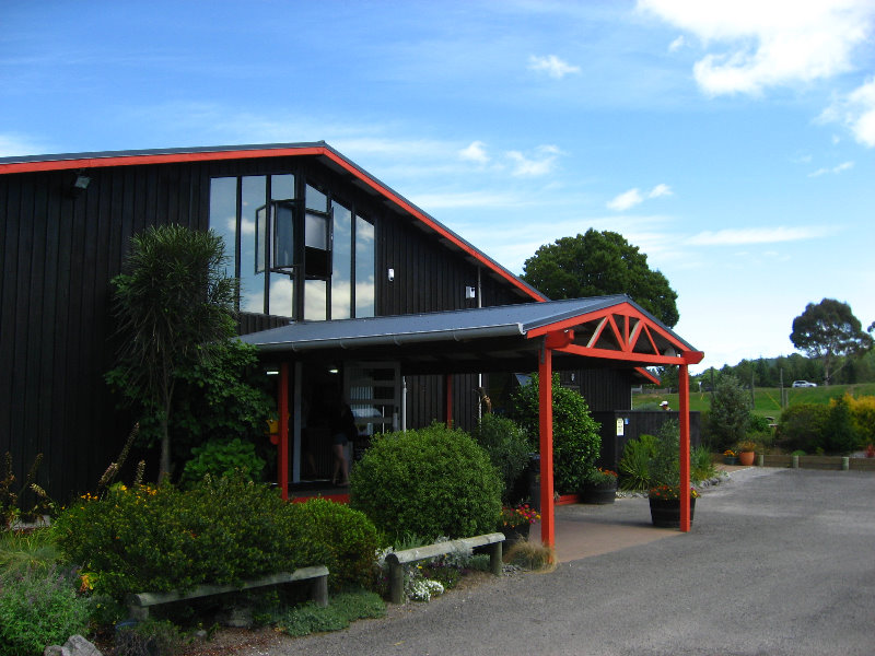 Taupo-Town-Waikato-Region-North-Island-New-Zealand-088