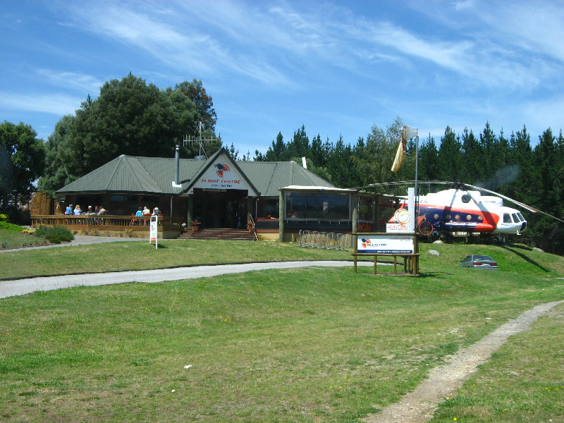 Taupo-Town-Waikato-Region-North-Island-New-Zealand-099