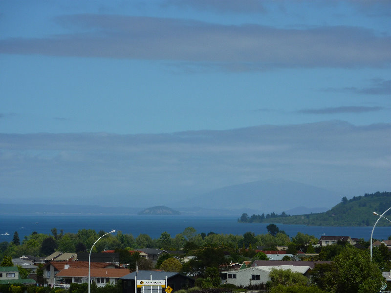 Taupo-Town-Waikato-Region-North-Island-New-Zealand-111