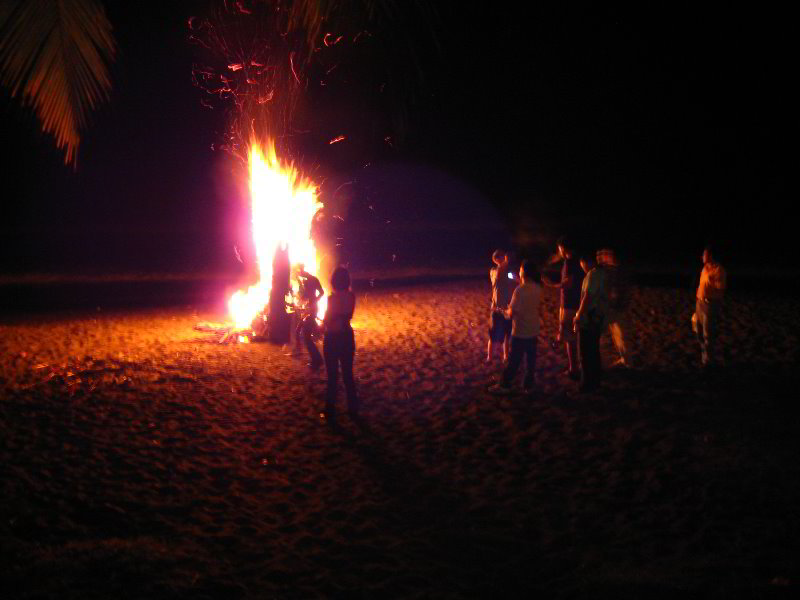 Backyard-Bar-Playa-Hermosa-Costa-Rica-001