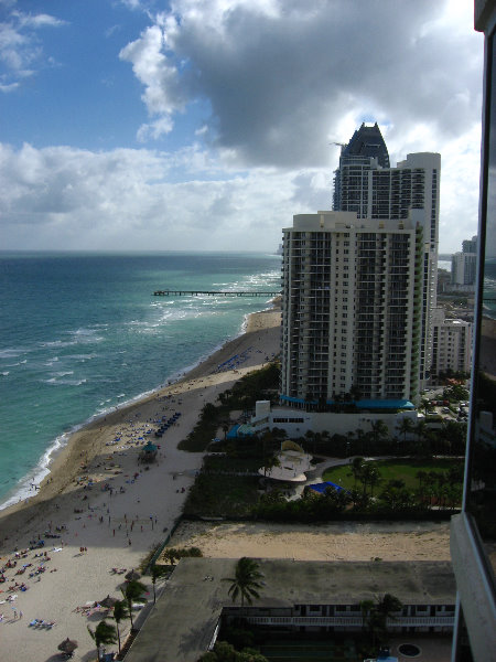 Pinnacle-Condos-Sunny-Isles-Beach-FL-031